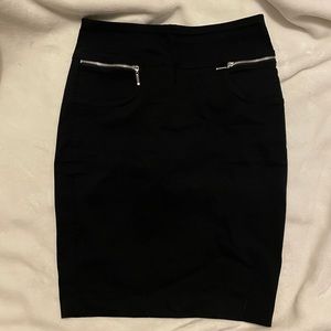 women’s black pencil knee skirt size small